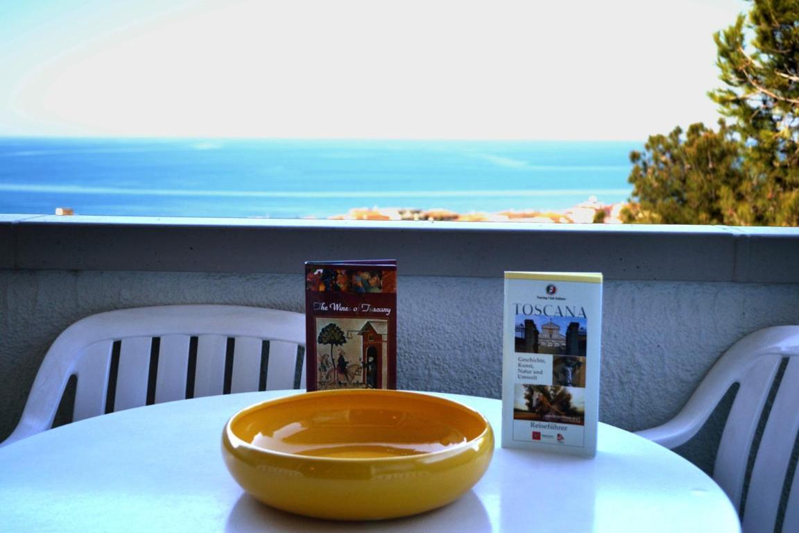 Residenze Etruria Aparthotel San Vincenzo Bagian luar foto