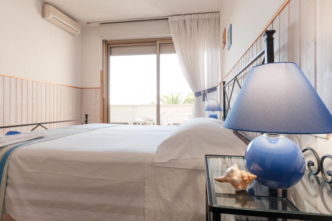Residenze Etruria Aparthotel San Vincenzo Bagian luar foto
