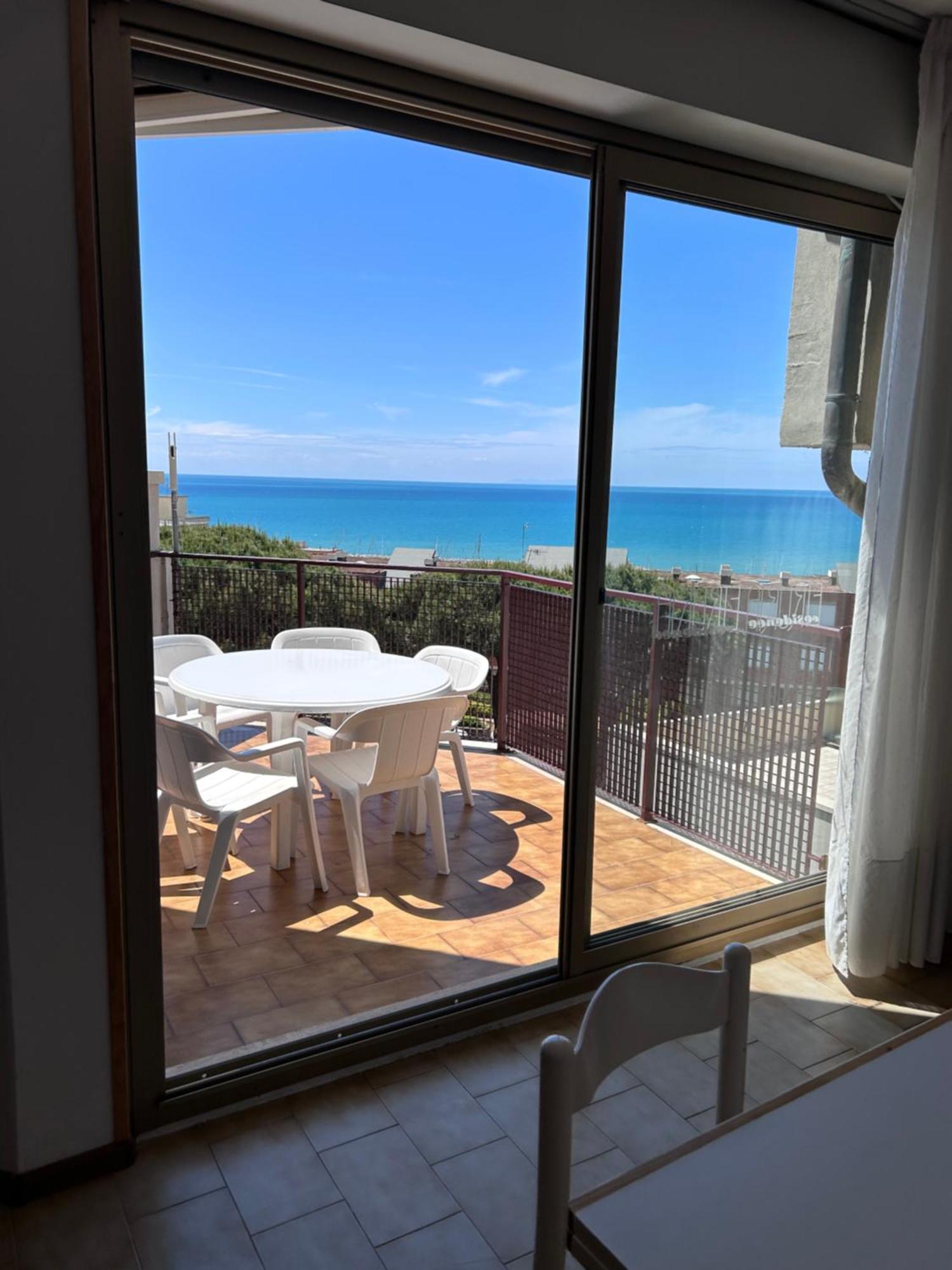 Residenze Etruria Aparthotel San Vincenzo Bagian luar foto