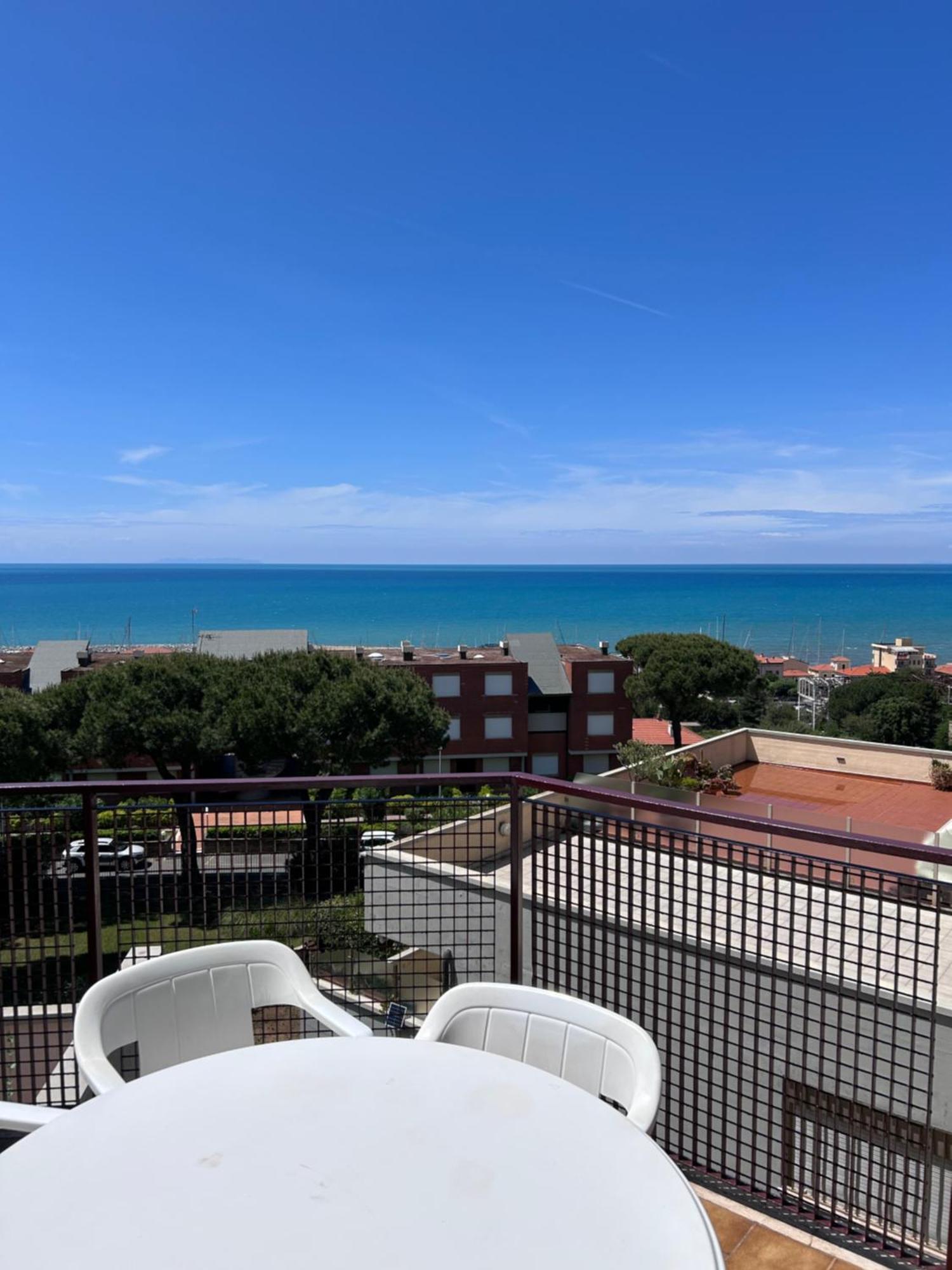 Residenze Etruria Aparthotel San Vincenzo Bagian luar foto