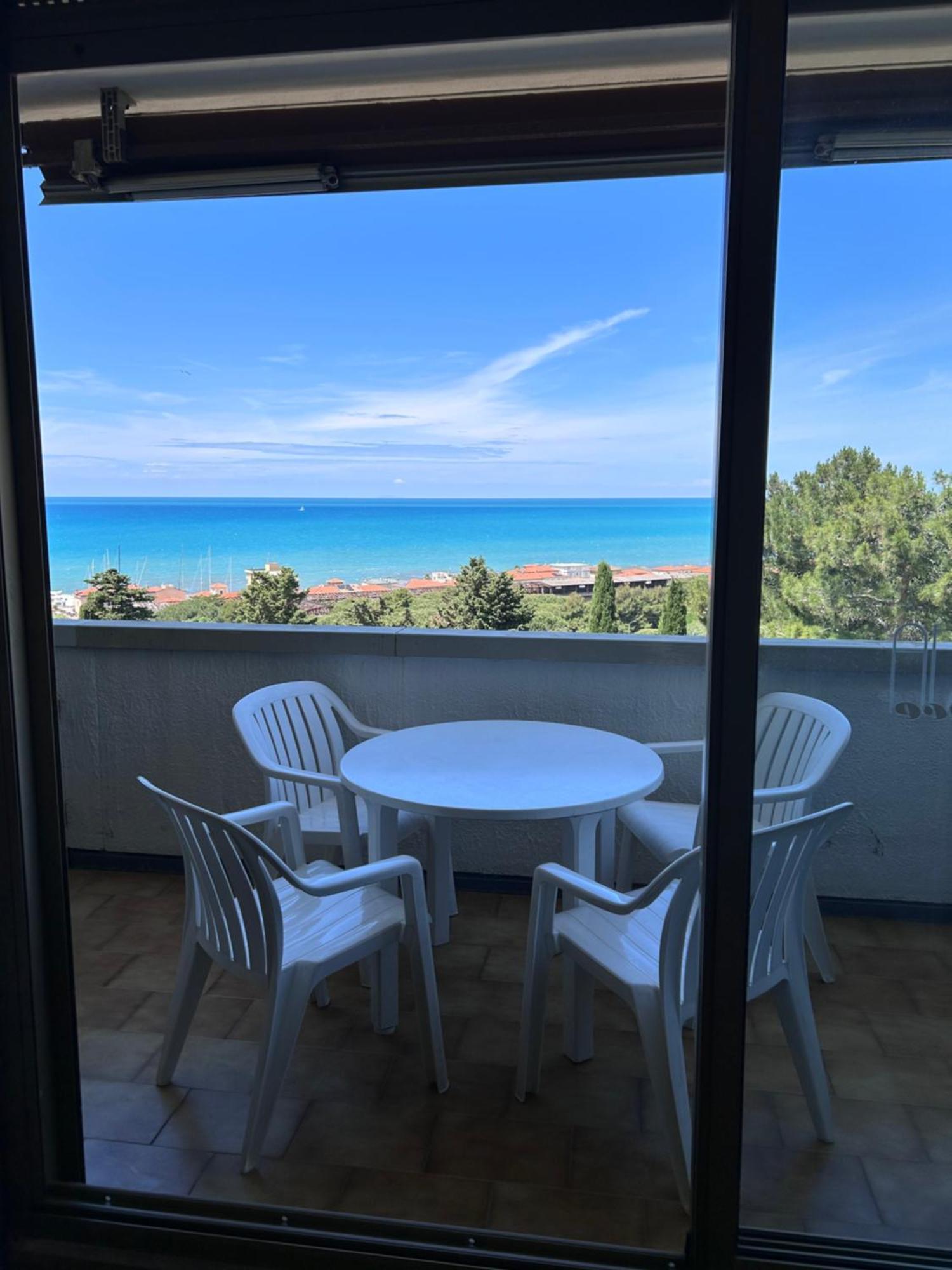 Residenze Etruria Aparthotel San Vincenzo Bagian luar foto